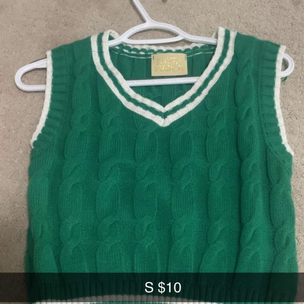 Judith March Green Cable Knit Blouse